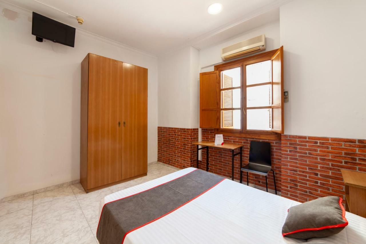Oyo El Rincon Hotel Valencia Bagian luar foto