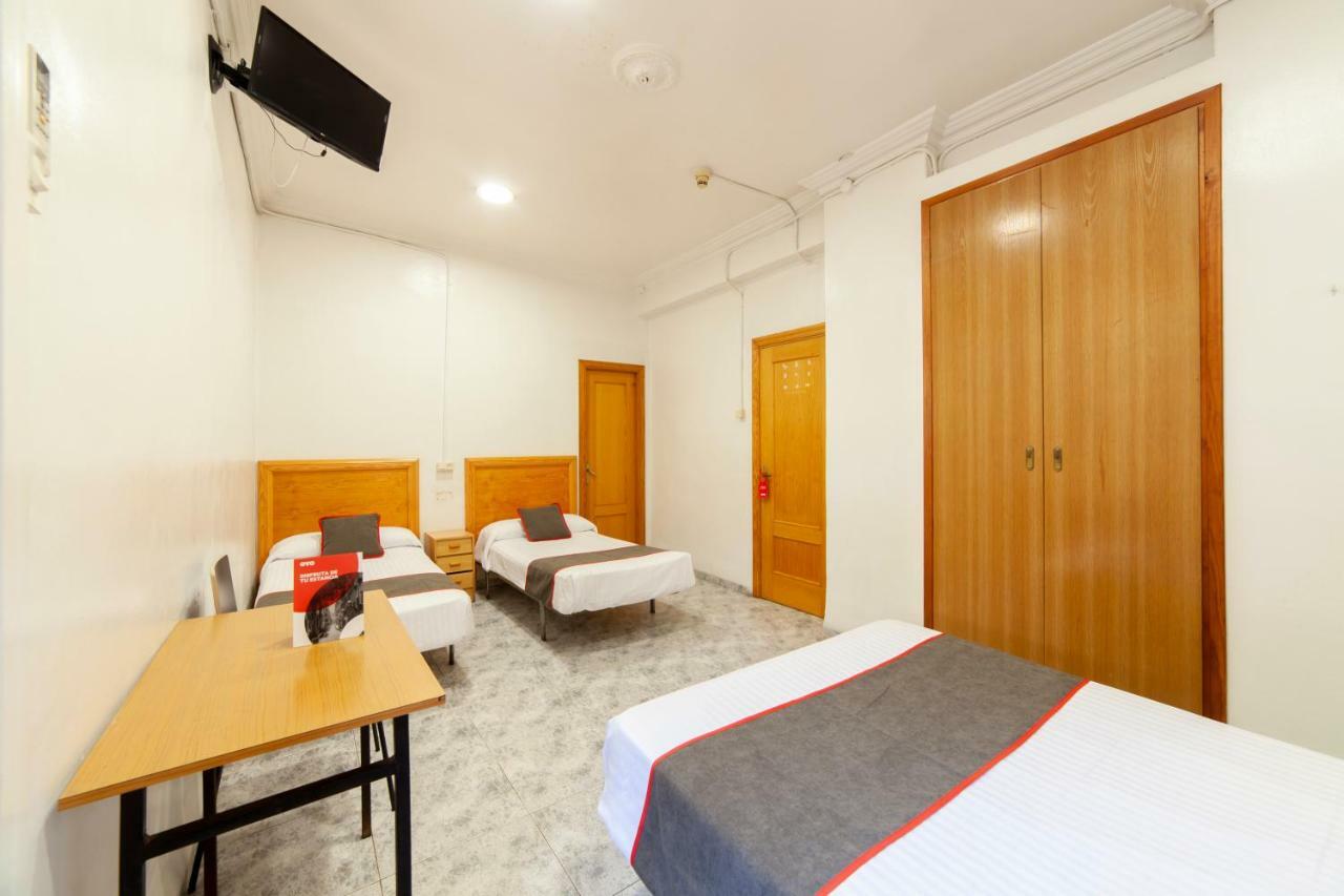 Oyo El Rincon Hotel Valencia Bagian luar foto